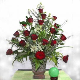 20 Black Roses Arrangement in Vase
