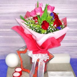 6 Pink Tulips 6 Red Roses Handbouquet