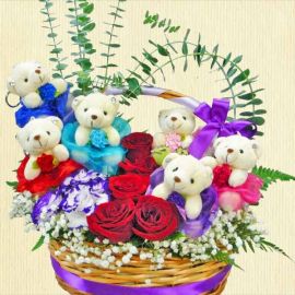 6 Mini Bears & 5 Red Roses Arrangement in Basket