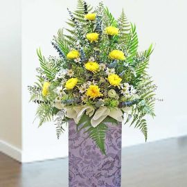 Yellow crysanthemun 5 feet height arrangement